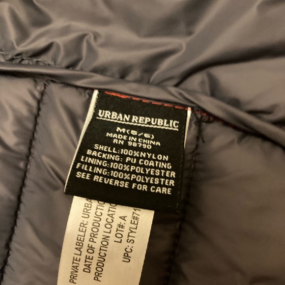 Urban Republic nylon, Packable Puffer Jacket, Size 5/6 Red NWT WARM. - Picture 3 of 10